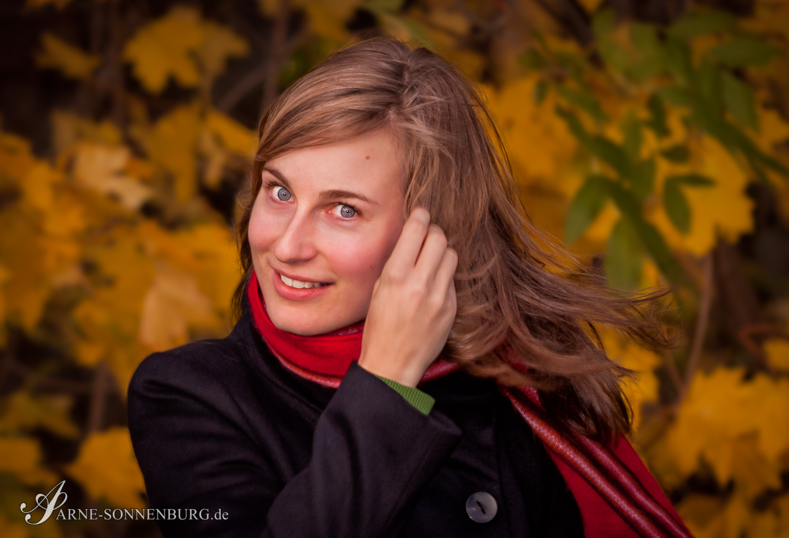 Portrait by ArneSonnenburg 160352